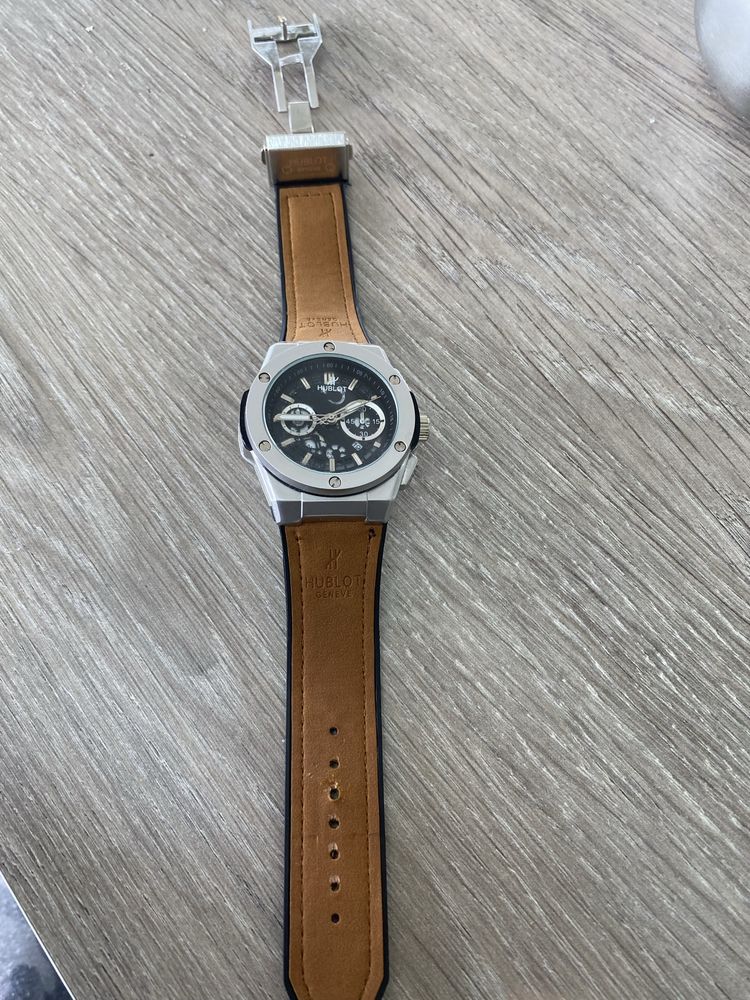 BREITLING 1883 хронограв HUBLOT Geveve