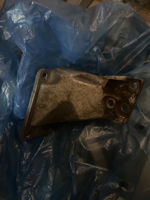 Продам лапку на Infiniti EX 35 2008