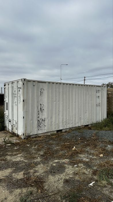 Контейнер 20 футовый
