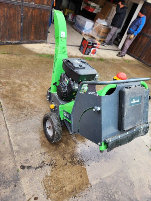 Tocător/crengi/lemn de la GreenMech CS100 tip remorca