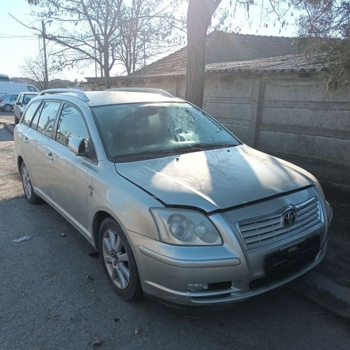 Dezmembrari  Toyota AVENSIS (T25)  2003  > 2008 2.0 D-4D Motorina