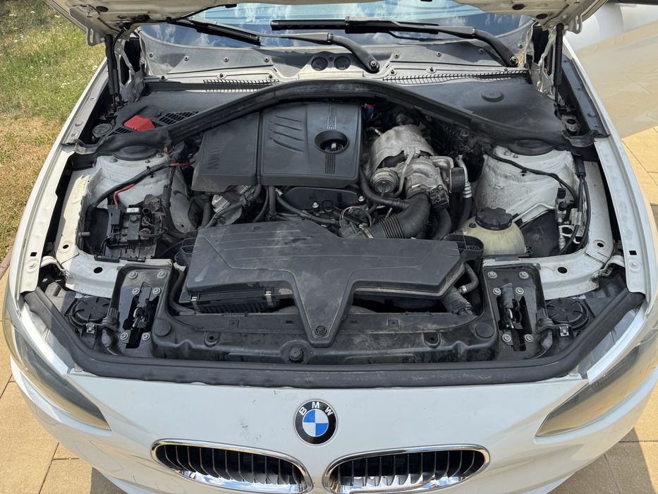 BMW Seria 1 F20 114i 1.6 benzina an fab 2012