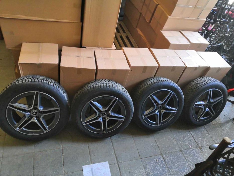 Ал. джанти AMG 19"(48, 3 см.) дизайн 5 дв. спици със з. гуми Hankook