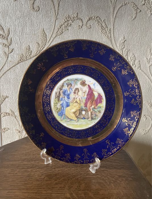 Фарфоровое блюдо" Мадонна" Carlsbad Bohemia кобальт