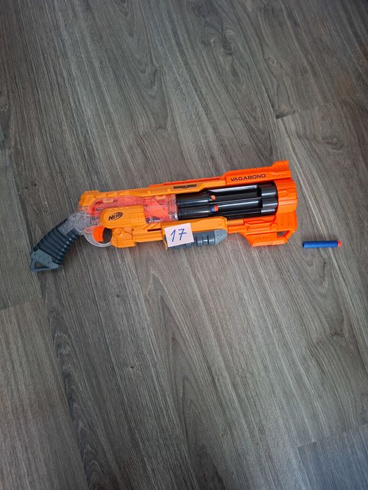 Vand  pusca Nerf