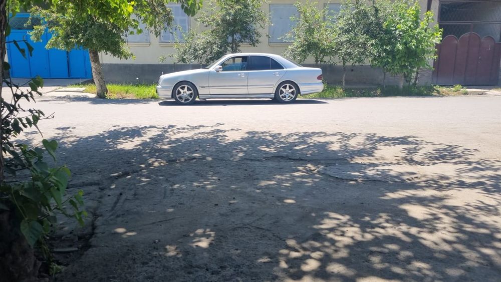 Мерседес 210 бампер передни и задний