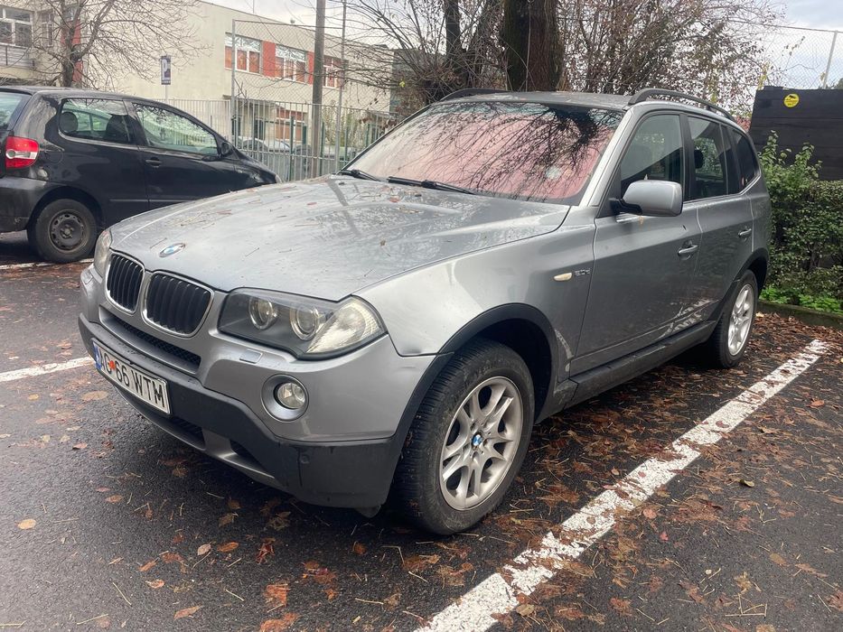 BMW           X3