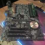 Срочно продам материнскую плату asus z 170-k Asus z170-k 
Pentum g4560