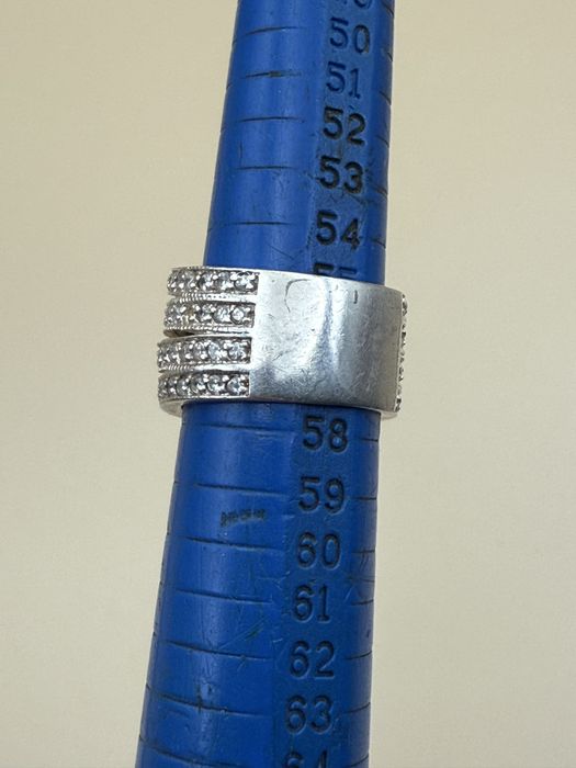 Inel din argint si pietre