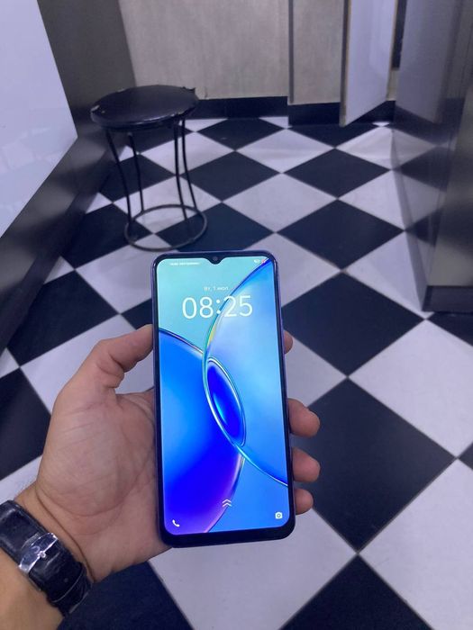 Vivo Y17s sotiladi 128/12Gb