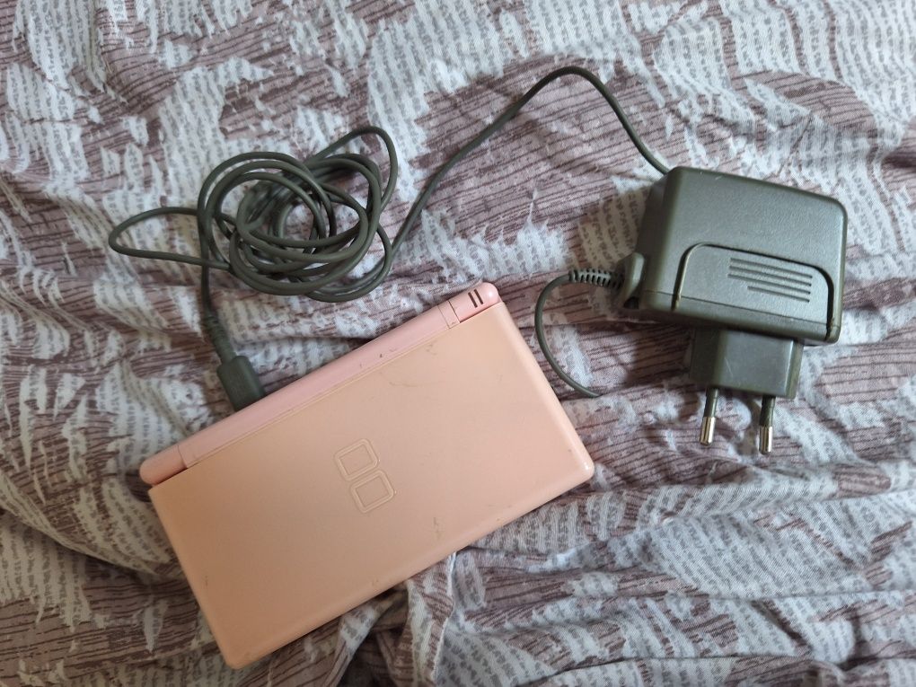 Psp Nintendo cu încărcător