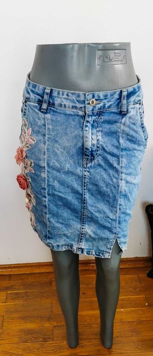 Разпродажба на всички поли, цени до 35лв.