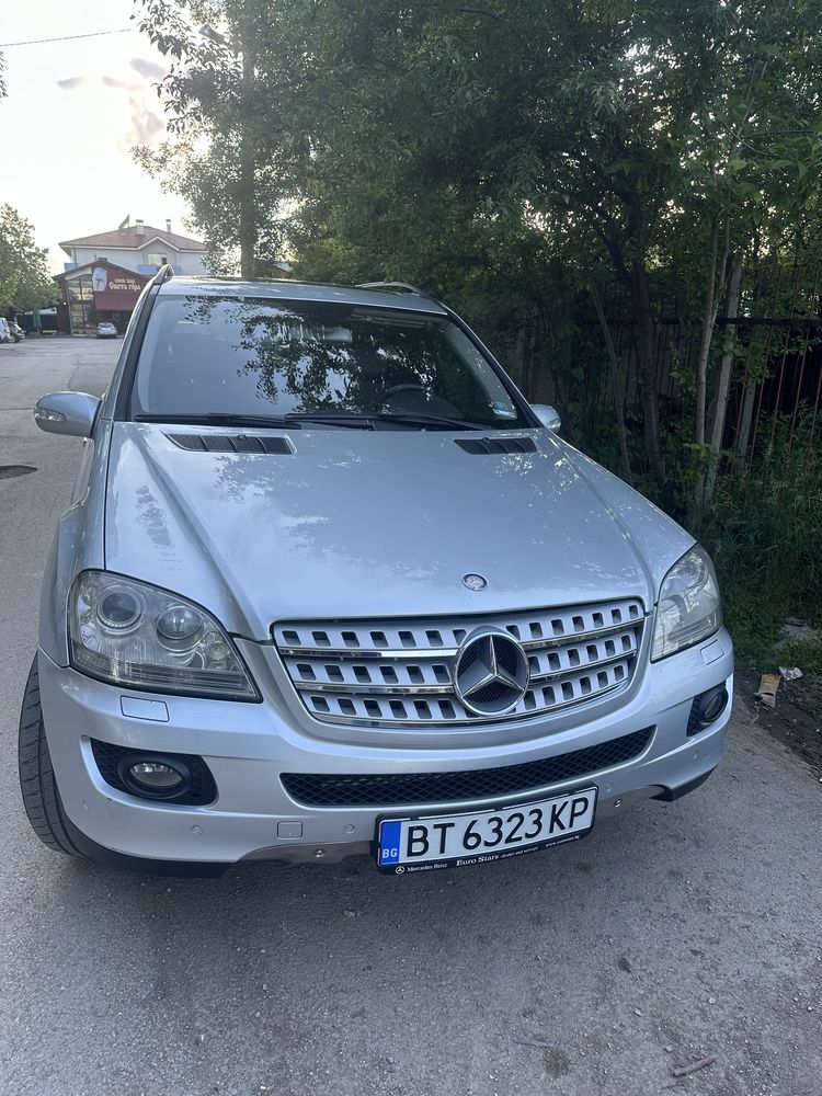 Джип Mercedes ML320