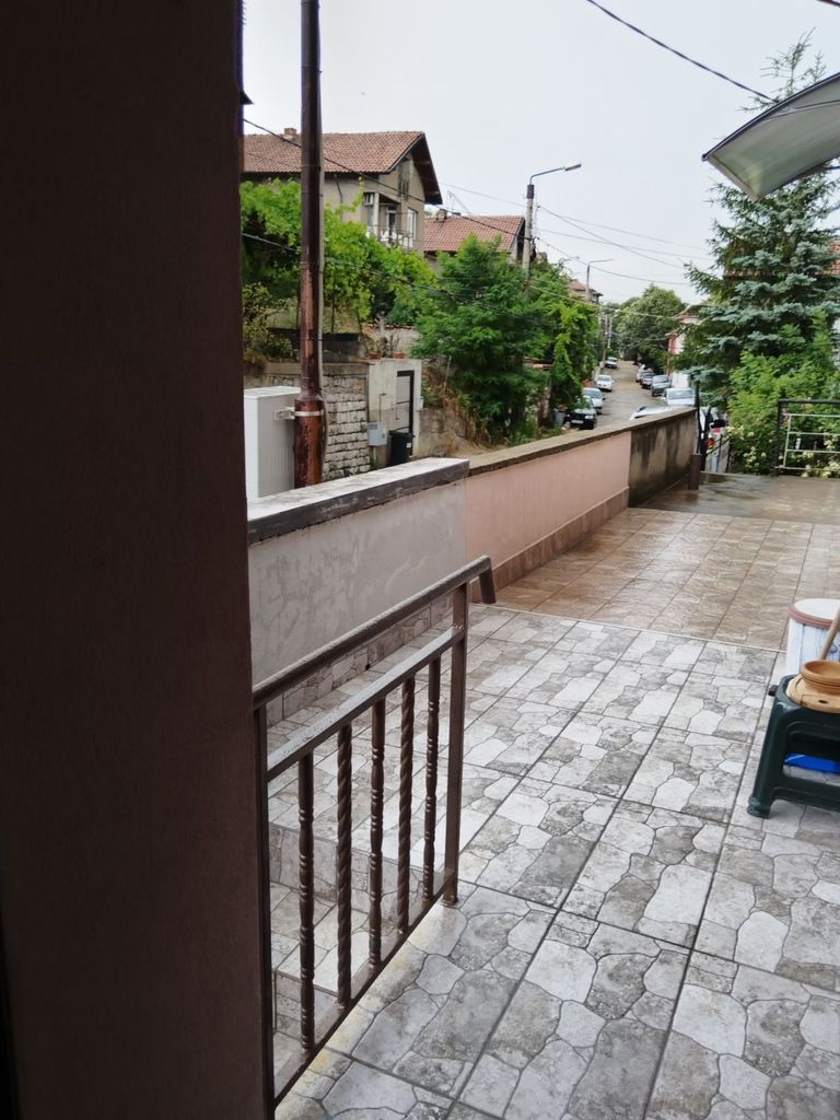 Продава се Етаж от къща в Перник, Клепало - 65 кв.м за 1428 €/кв.м - Снимка #3