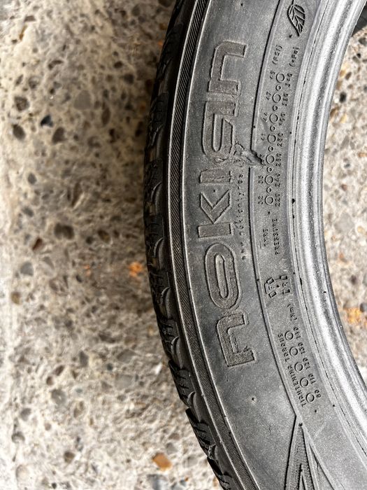 Anvelope NOKIAN 275/45R21 in stare buna M+S 4 bucati