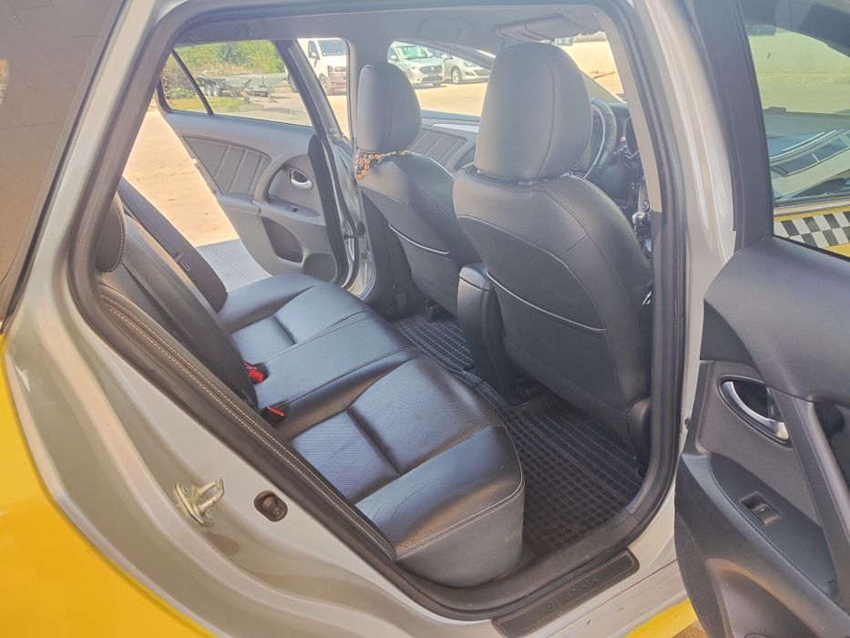 Тойота Авенсис 1.8 147кс. газ -бензин на 185000 км 07.2016г работещо т