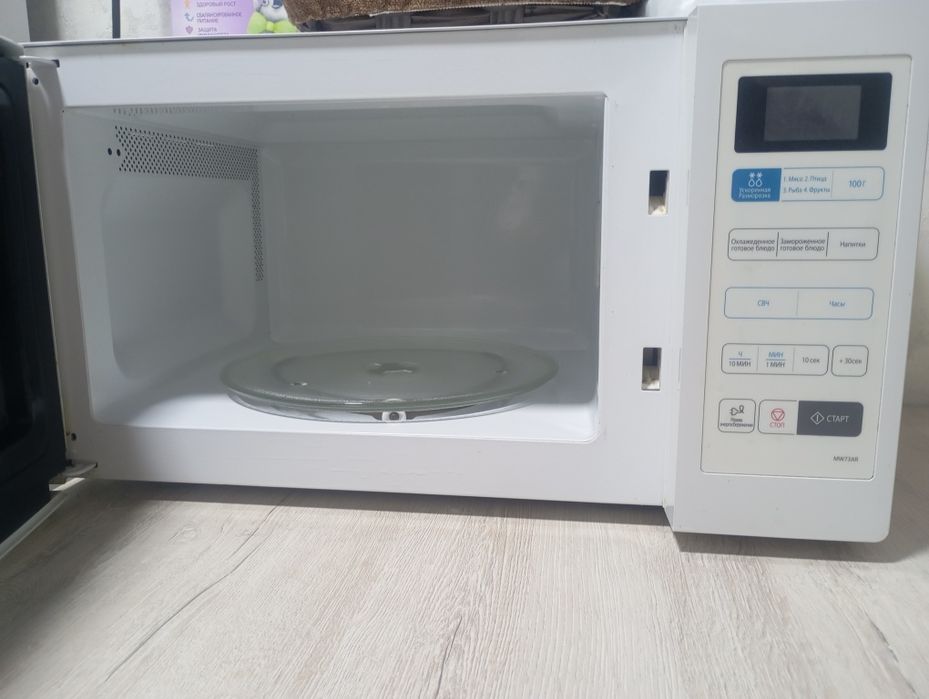 Продается своя микроволновка Самсунг