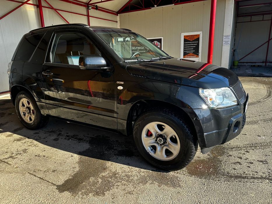 Suzuki Grand Vitara 2   4x4  1.9 dds