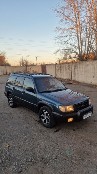 Продам субару форестр