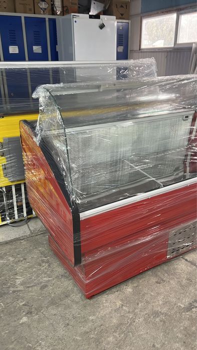 Vitrina frigorifica mezeluri rosie