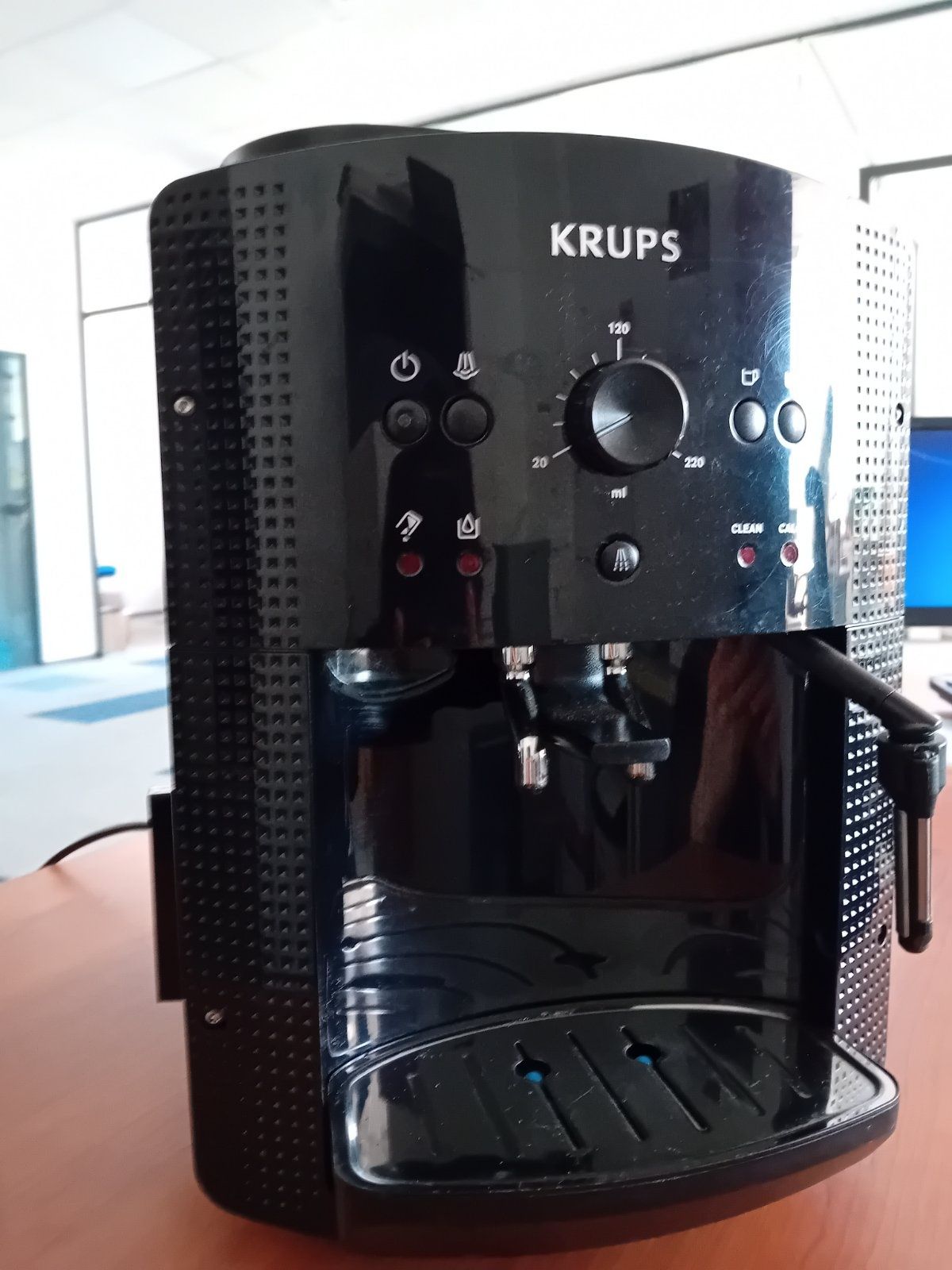 Кафеавтомат KRUPS, 15 Bar, 1450 W