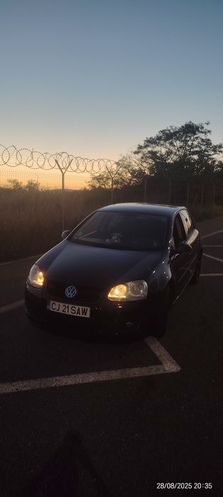 Vând golf 5 1.9 90 cp diesel
