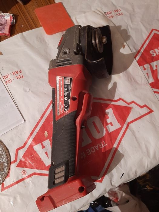 Milwaukee fle polizor rapidstop