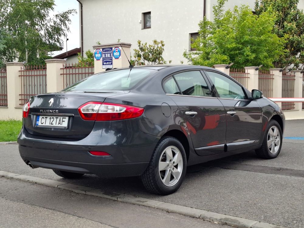 Renault Fluence 1.6 Benzină / 103.000 km / Euro 5 / Full / Impecabil