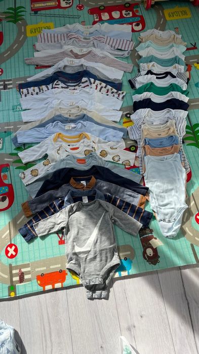 Seturi hainute bebelusi