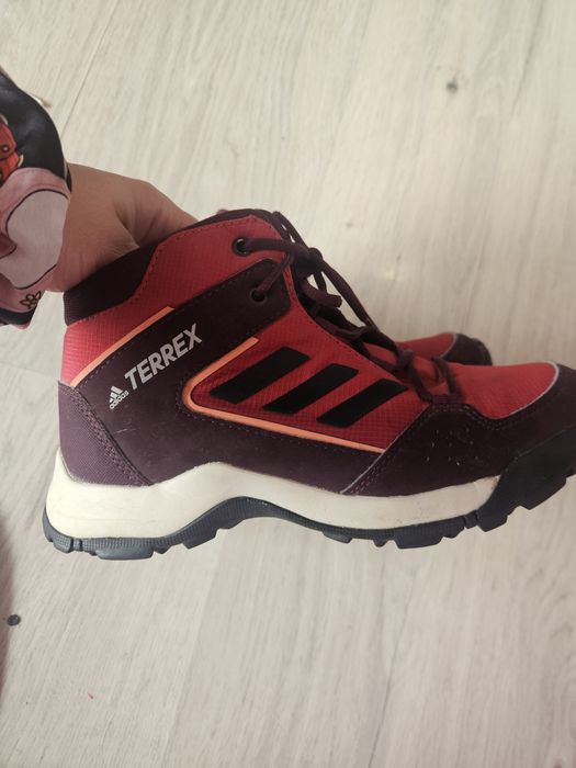 Зимни детски боти Adidas Terrex за момиче