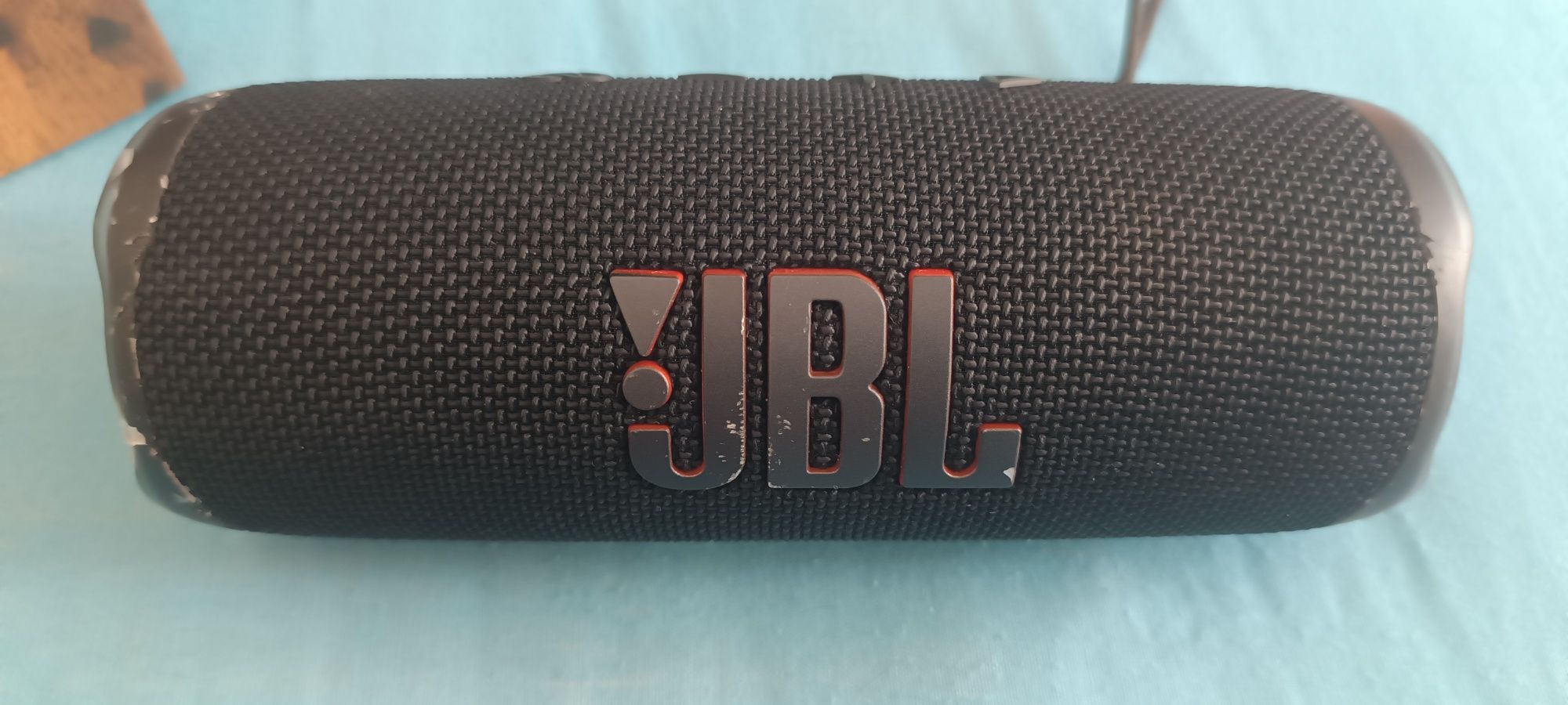 Vând boxa jbl flip 6 originală