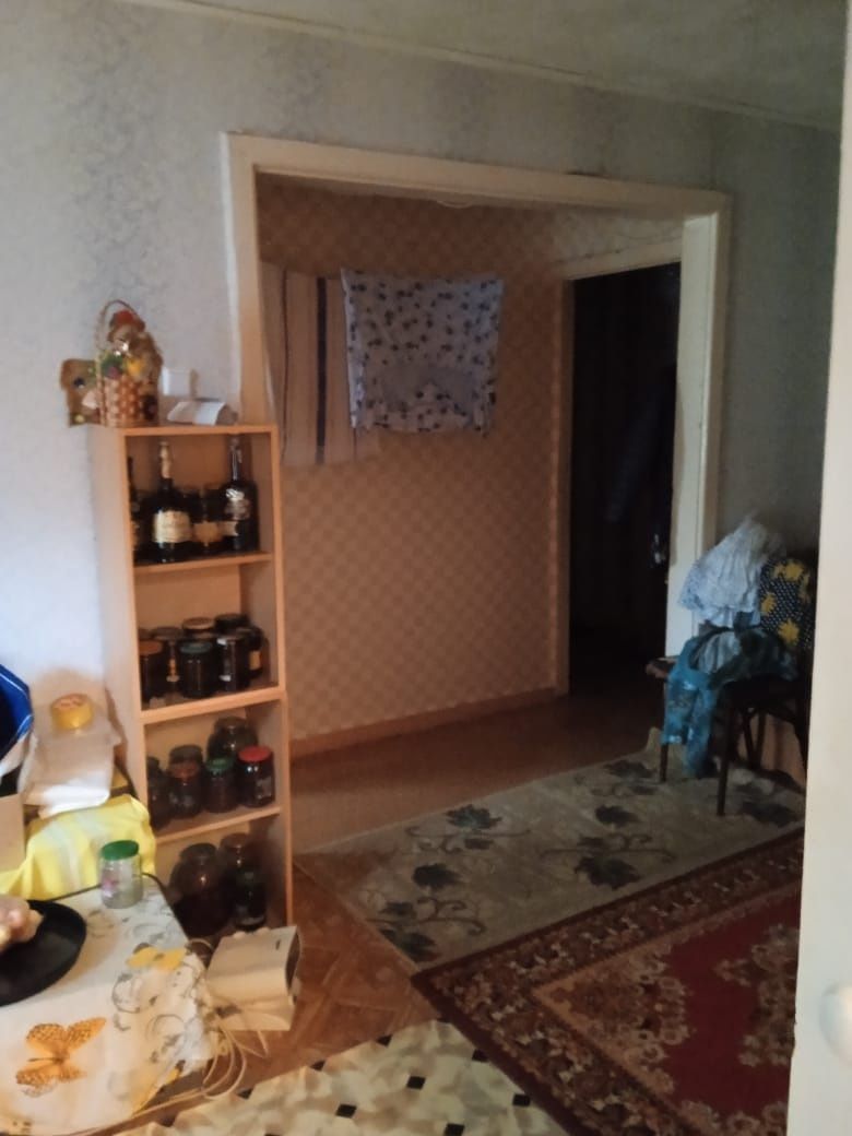 Продам 2комн квартиру по адресу 1микр 49 дом