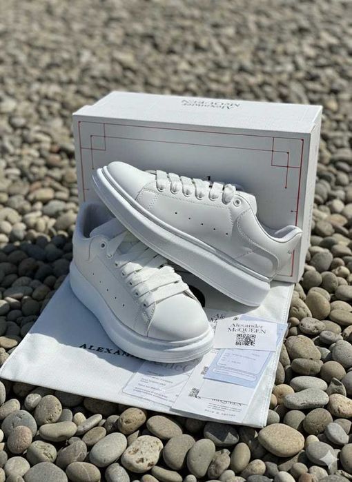 Adidasi Alexander Mc Q u e e n Alb - Full Box