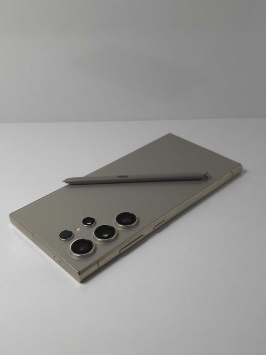 Samsung S24 Ultra 256GB Titanium Gray