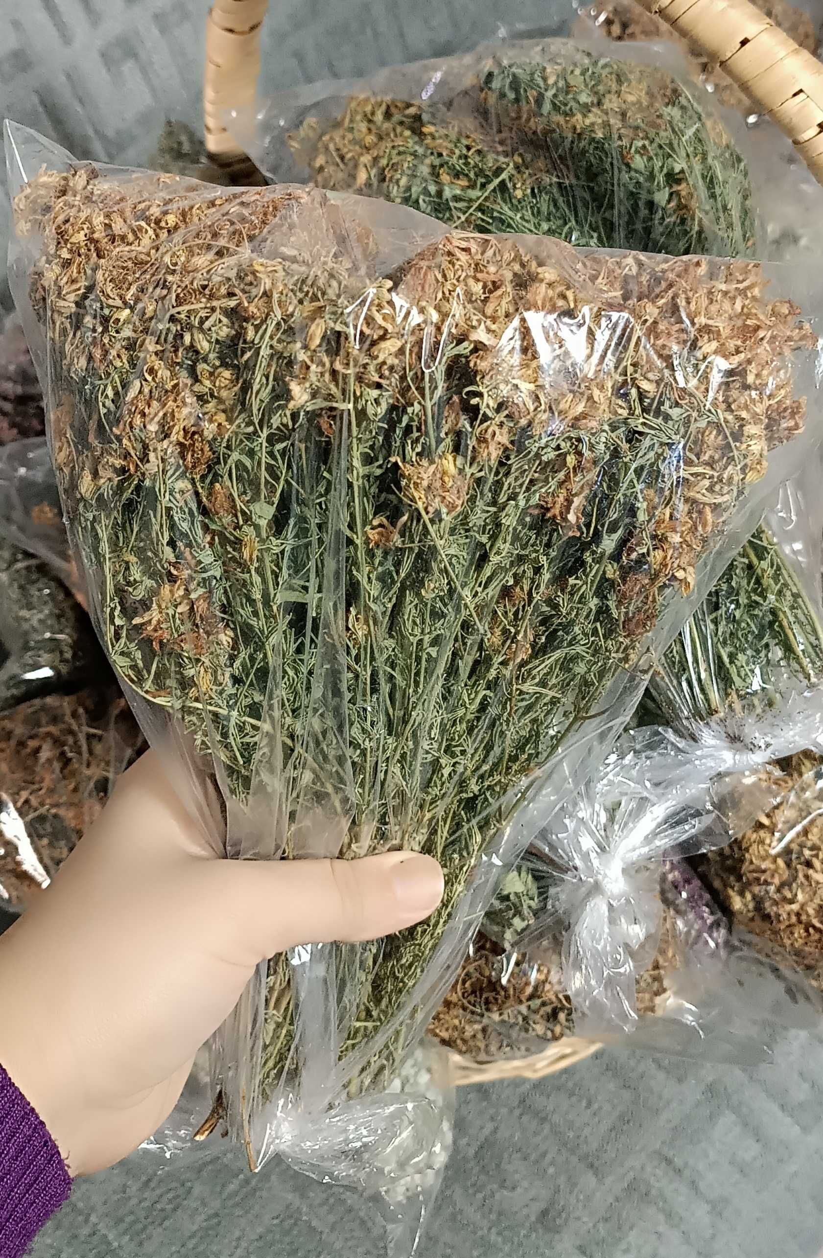 Продавам билки за чай на едро и на дребно