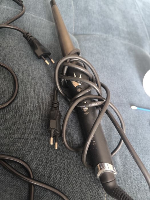 Конусная плойка для создания кудрей