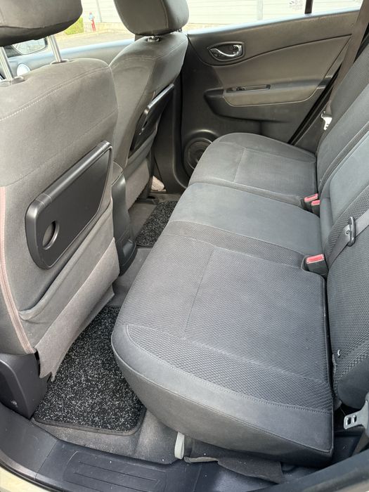 De Vânzare Renault Koleos 4x4 / 4x2 150 cp - BOSE An 2008