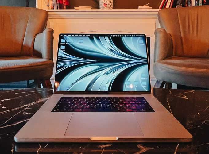 Macbook PRO 16.2