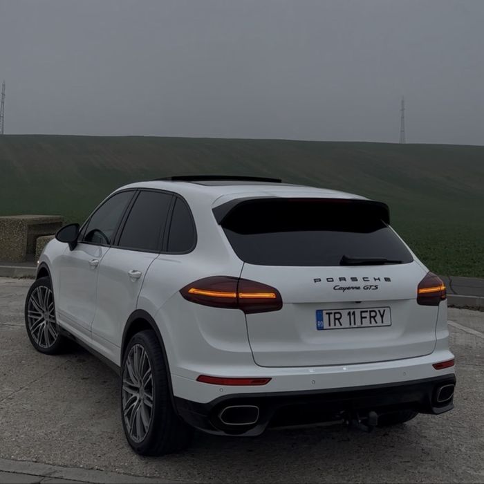 Porsche Cayenne GTS Panoramic