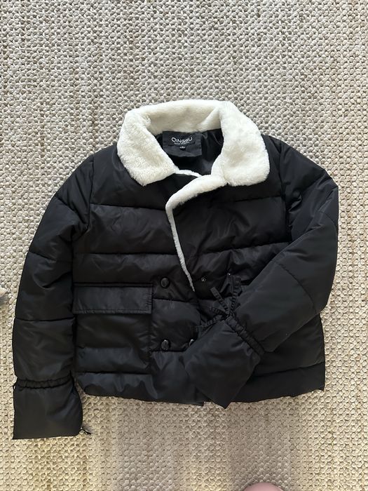 Короткая зимняя куртка женская