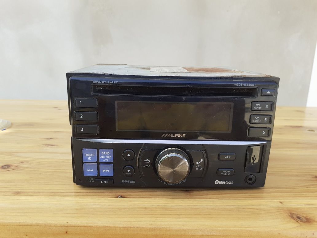 Cd player auto alpine