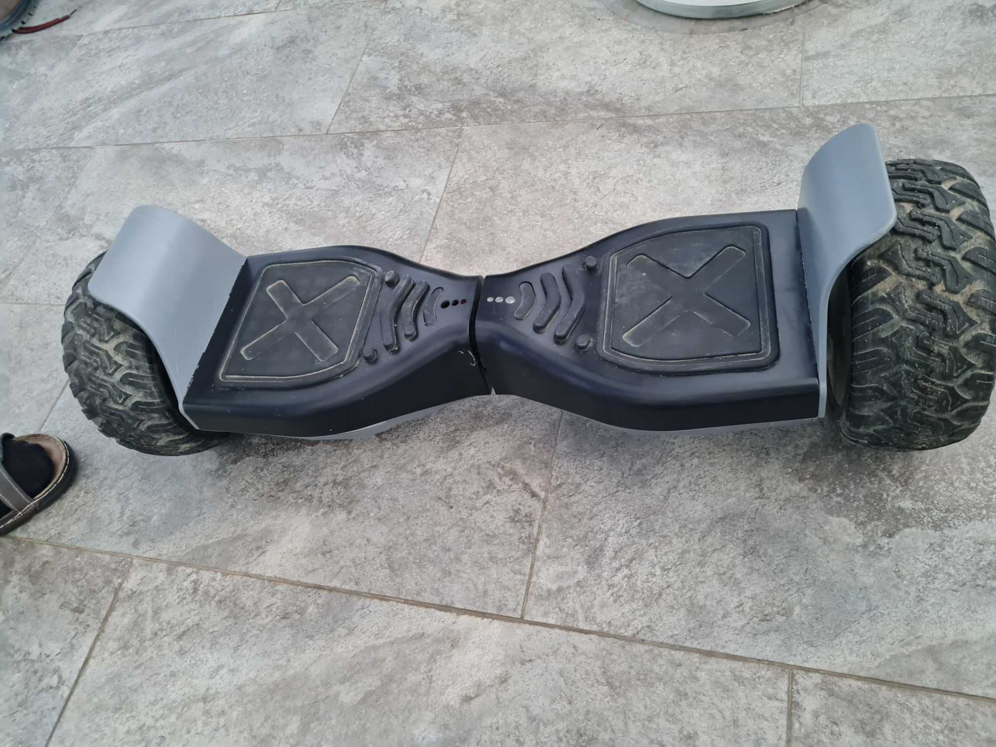 Vând hoverboard urgent