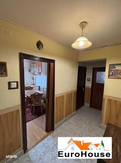 Apartament cu 3 camere de vanzare in Alba Iulia