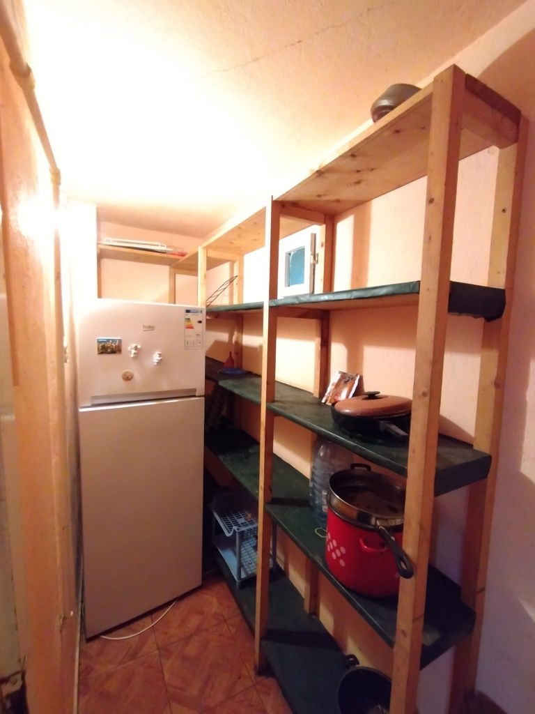 Casa cu 3 camere in Ineu