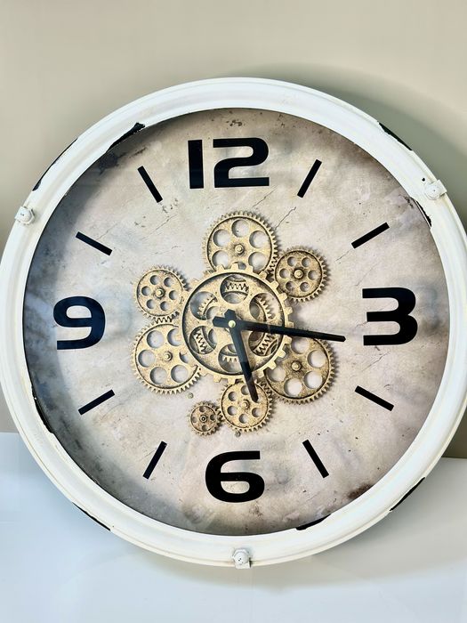 Ceas de perete din metal, mecanism kinetic | Livrare Gratis Bucuresti