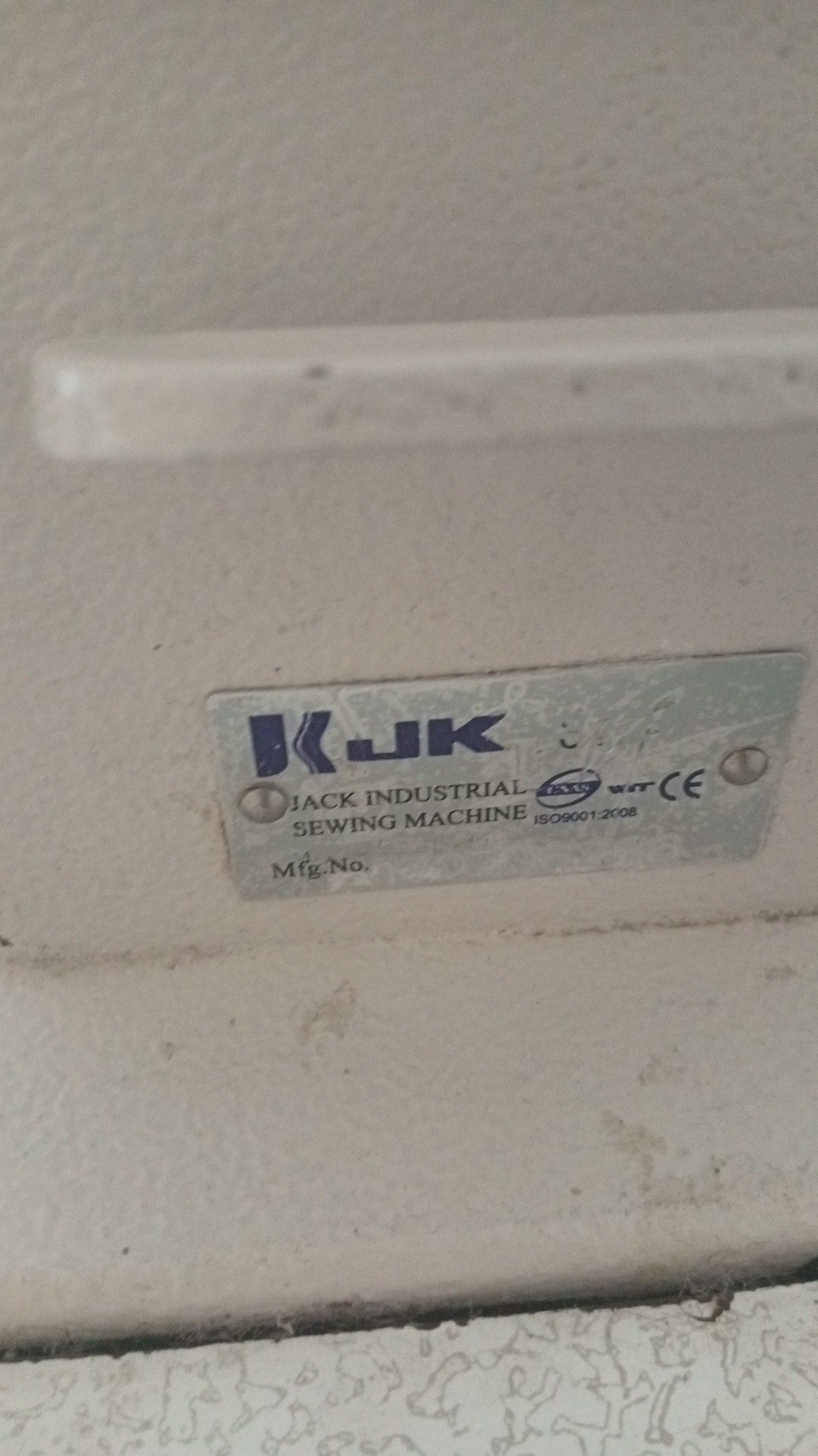 Tikuv mashinasi jack