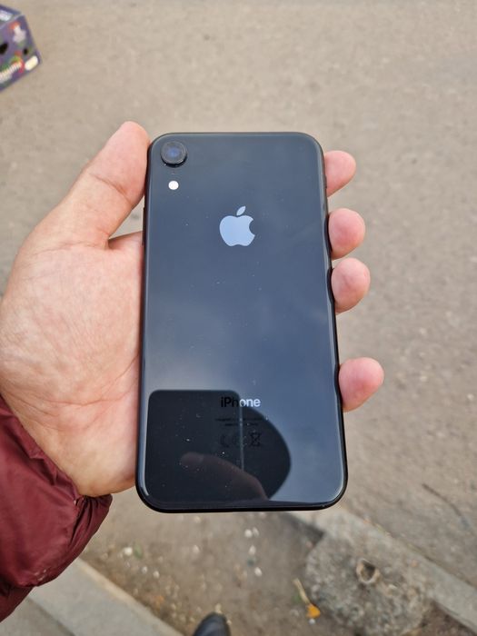 Iphone XR и идеальном состоянии