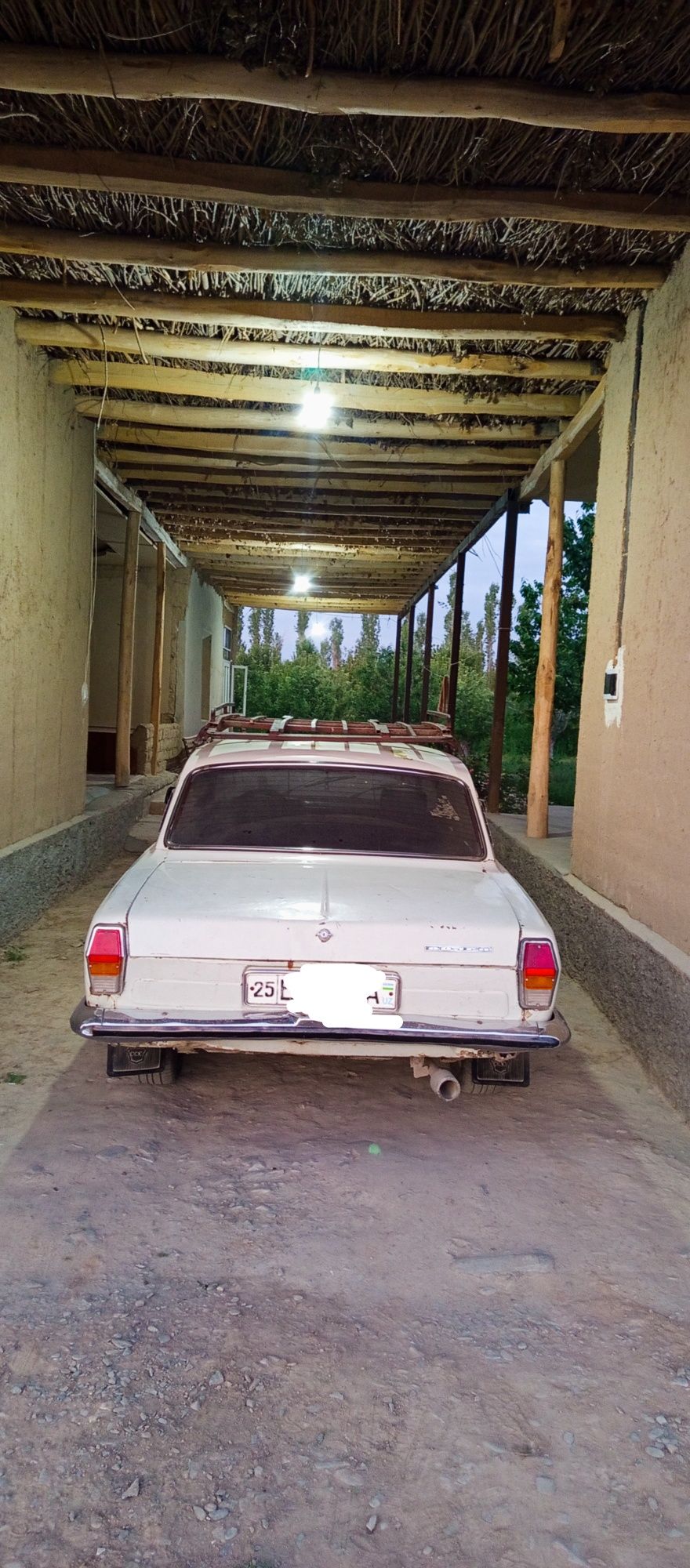 Volga 2410 sotiladi Holati yaxshi.