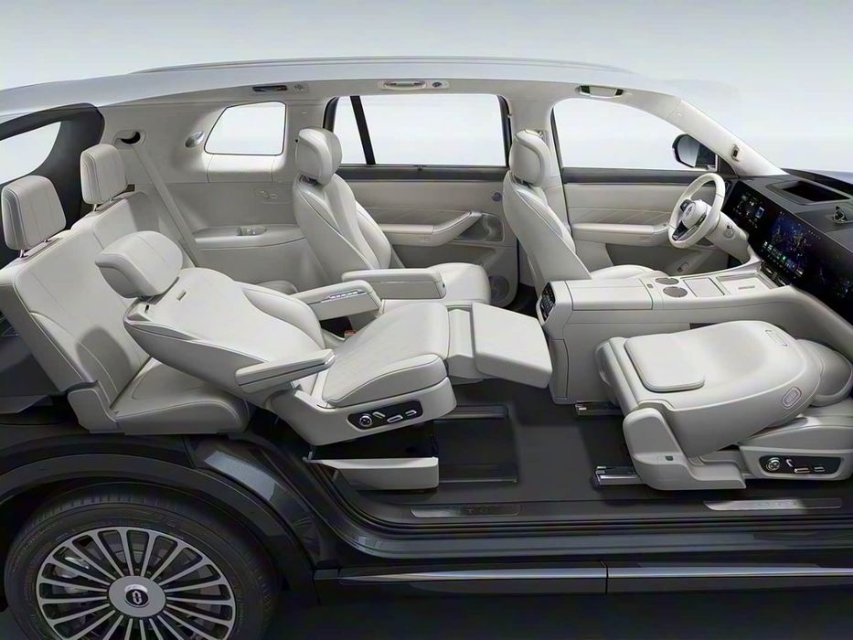 Huawei Aito M8 Ultra