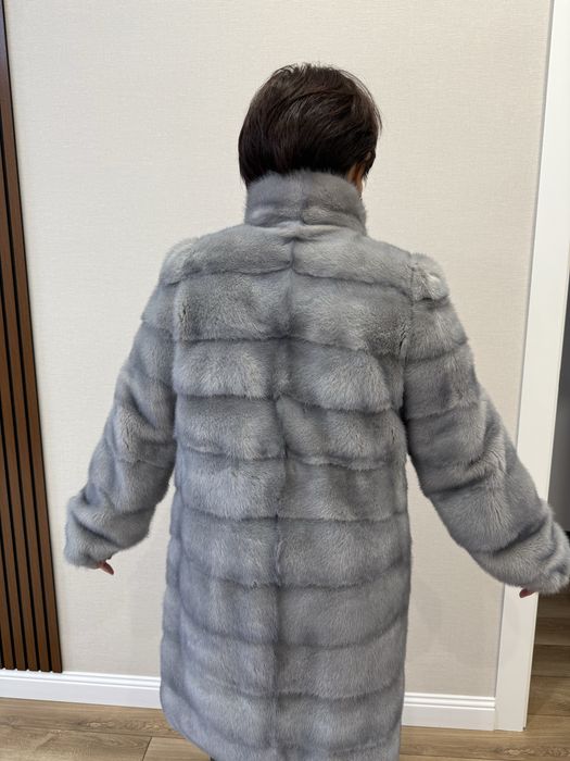 Продам норковую шубы